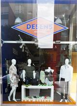 DE5EN5 inaugura una nueva tienda en Villena DE5EN5 inaugura una nueva tienda en Villena