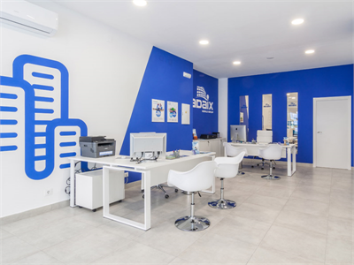 Cuatro nuevas agencias inmobiliarias Adaix en formación Cuatro nuevas agencias inmobiliarias Adaix en formación